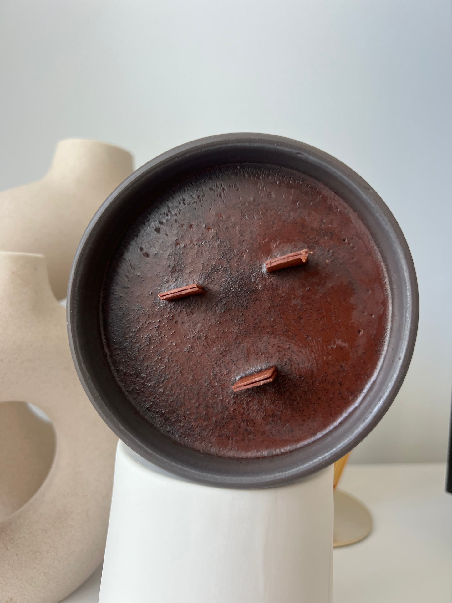 LoYA Coffee Candle with Frankincense oil - 450g - LoŸA