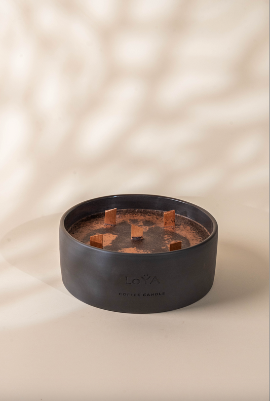 LoYA Coffee Candle with Frankincense oil - 1500g