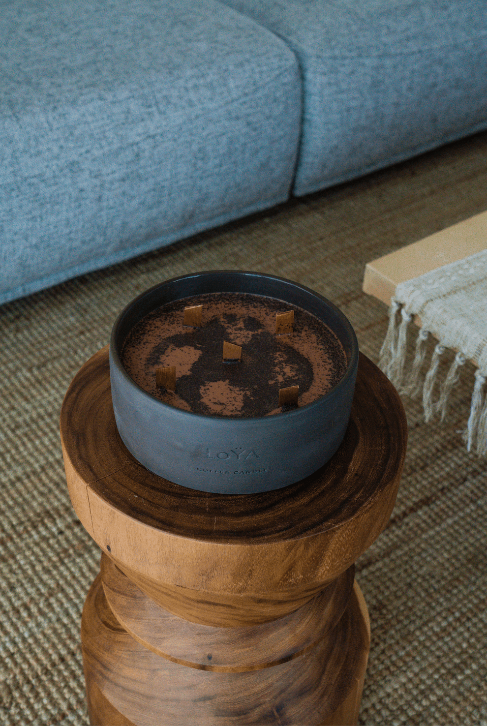 LoYA Coffee Candle with Frankincense oil - 1500g - LoŸA 