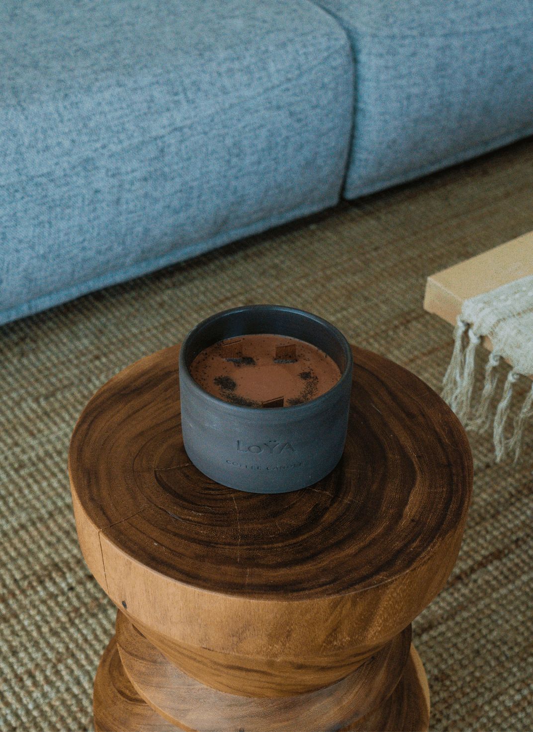 LoYA Coffee Candle with Frankincense oil - 450g - LoŸA 